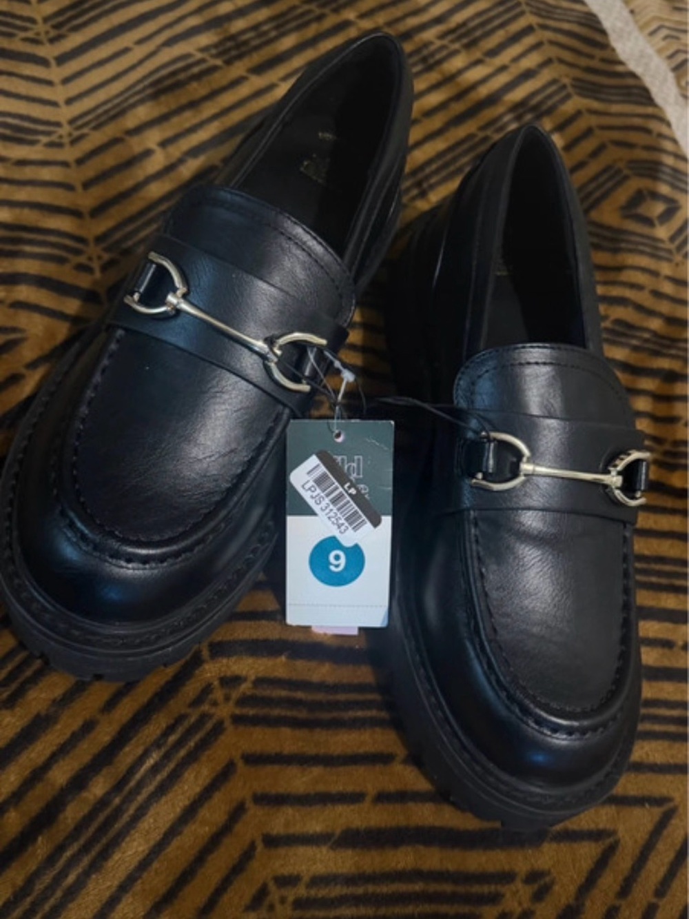 Women’s shoes